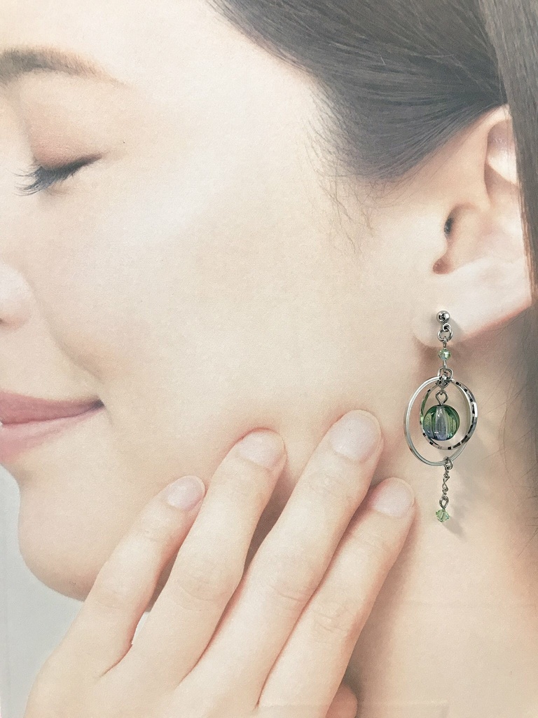 ユーリ!!! on ICE キャラクターイメージカラー ピアス