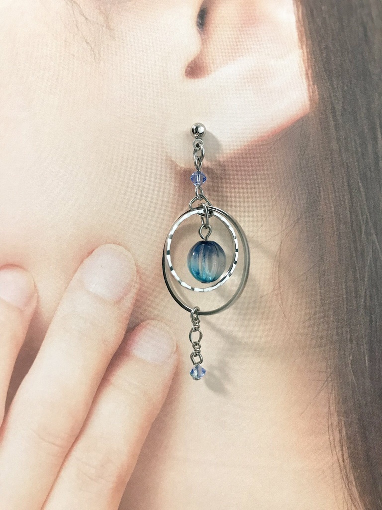 ユーリ!!! on ICE キャラクターイメージカラー ピアス