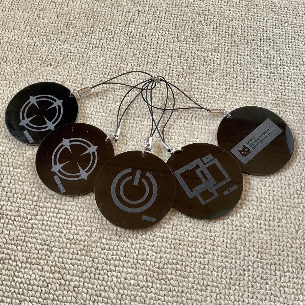 自作 アクリルストラップ ブルーアーカイブ 同人 ミレニアム ゲーム開発部