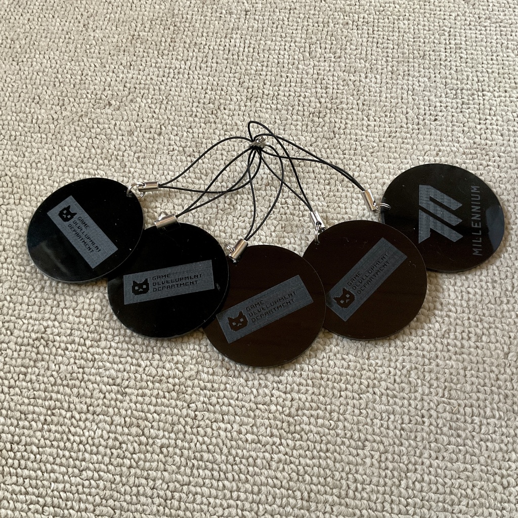 自作 アクリルストラップ ブルーアーカイブ 同人 ミレニアム ゲーム開発部