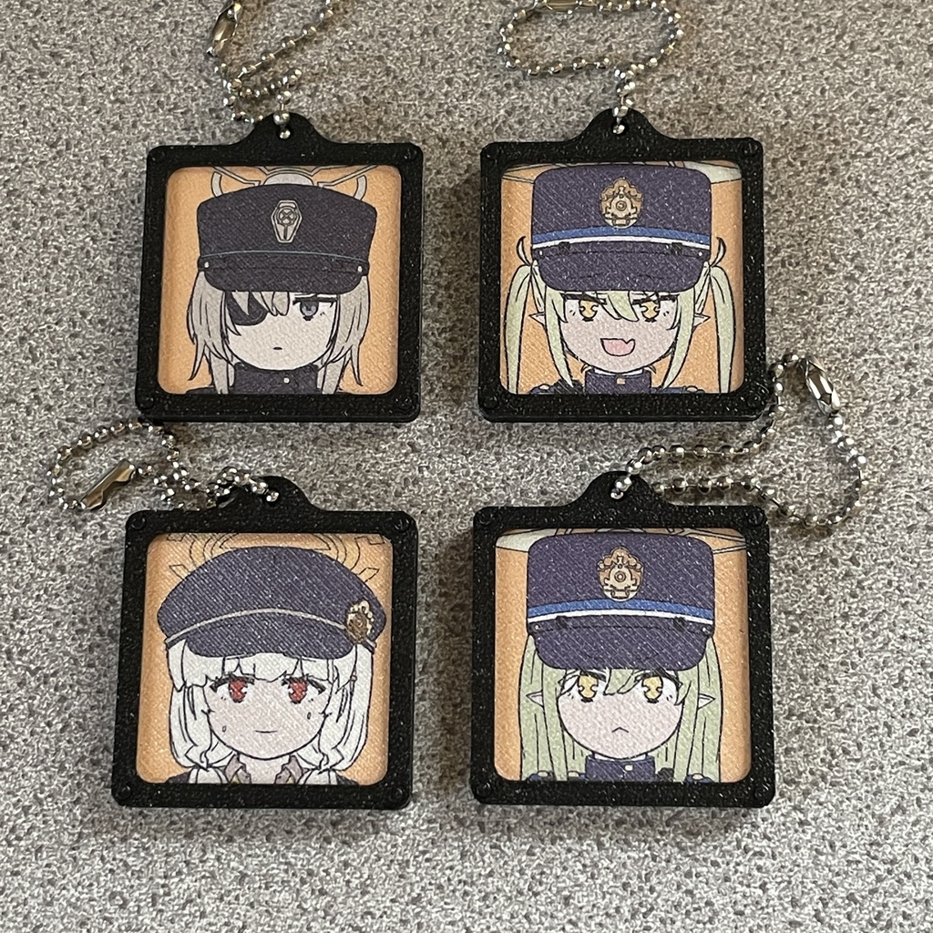 アオバ入り ハイランダー アイコンキーホルダー フォトフレーム式