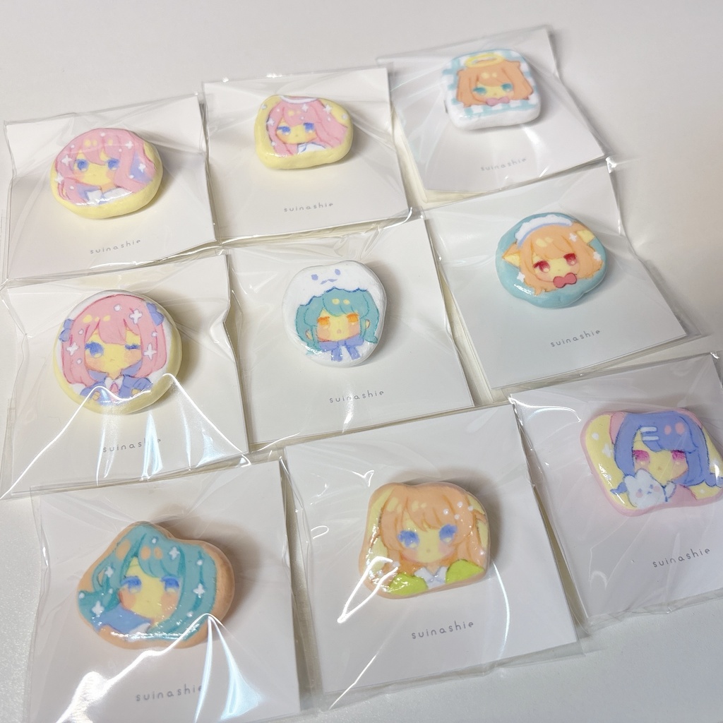 石塑粘土ブローチ