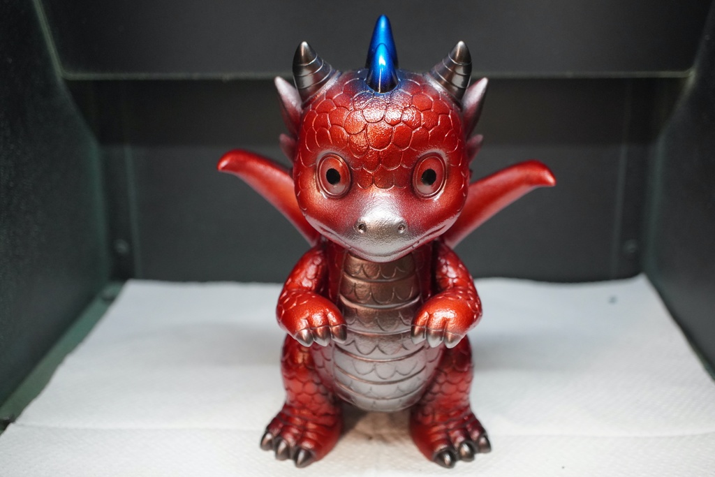 新作ソフビ、バーニック