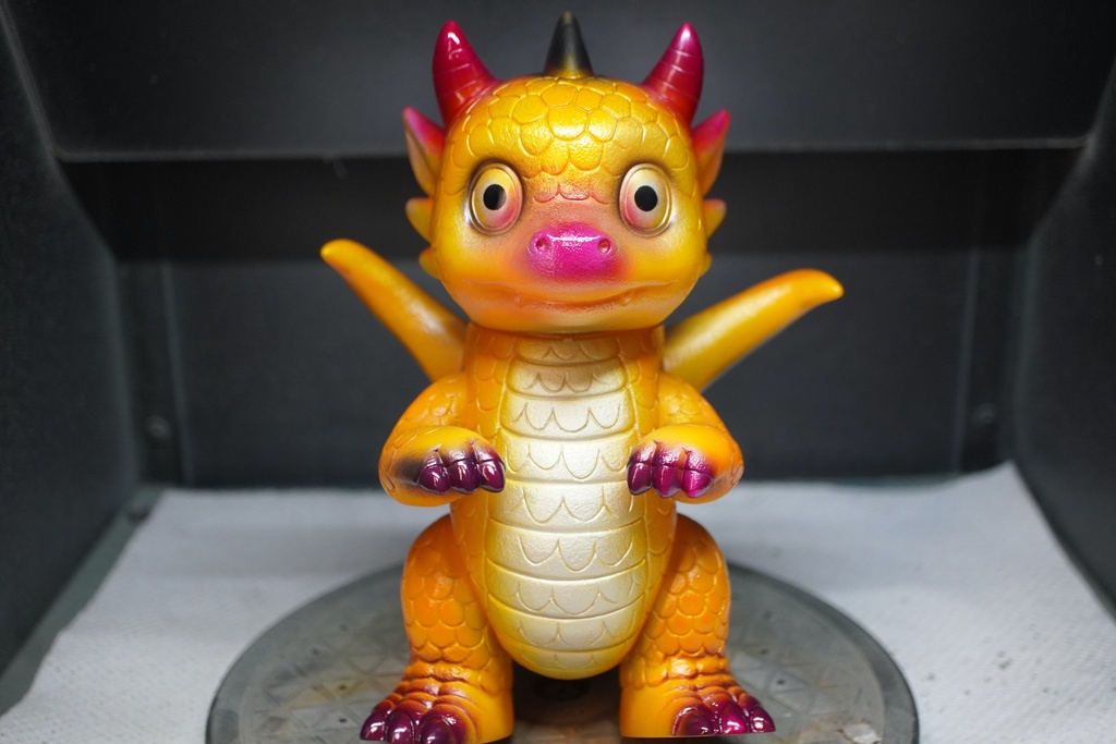 新作ソフビ、バーニック（ハロウィンオレンジ）