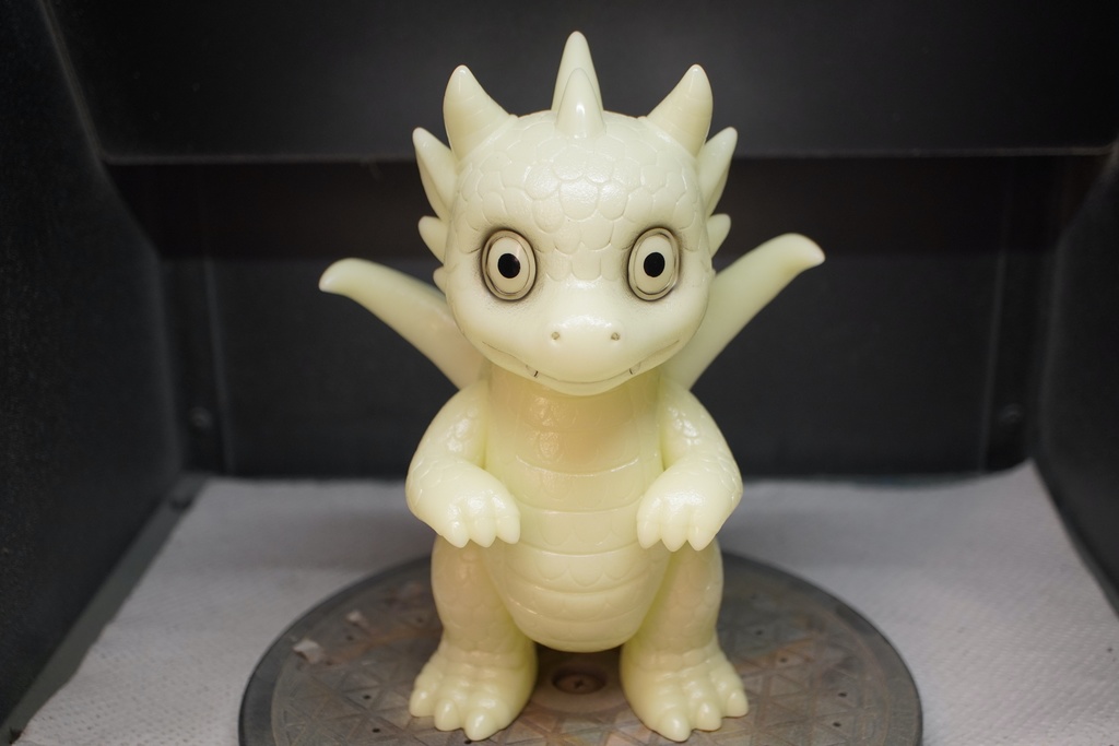 新作ソフビ、バーニック