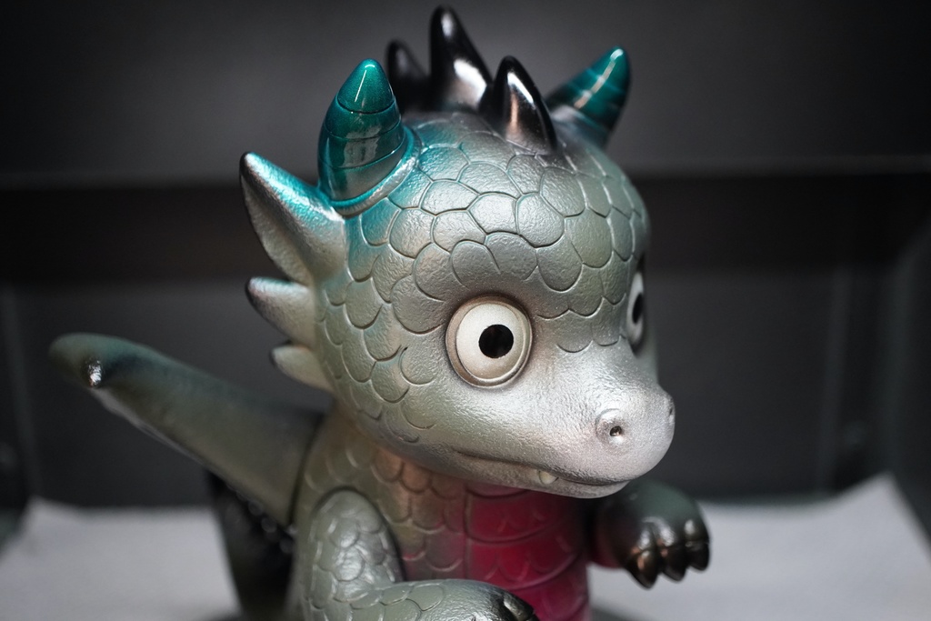 新作ソフビ、バーニック(デビルカラー)