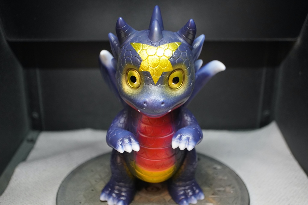 新作ソフビ、バーニック(ガアブリアス星大)