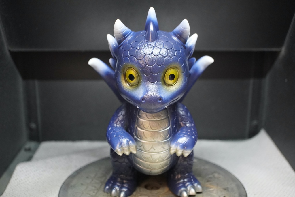 新作ソフビ、バーニック（大ダークブルーパープル）