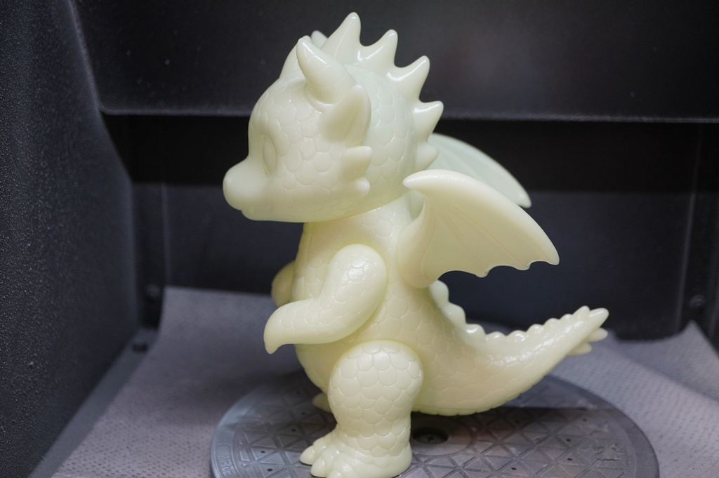 ソフビ　バーニック　蓄光