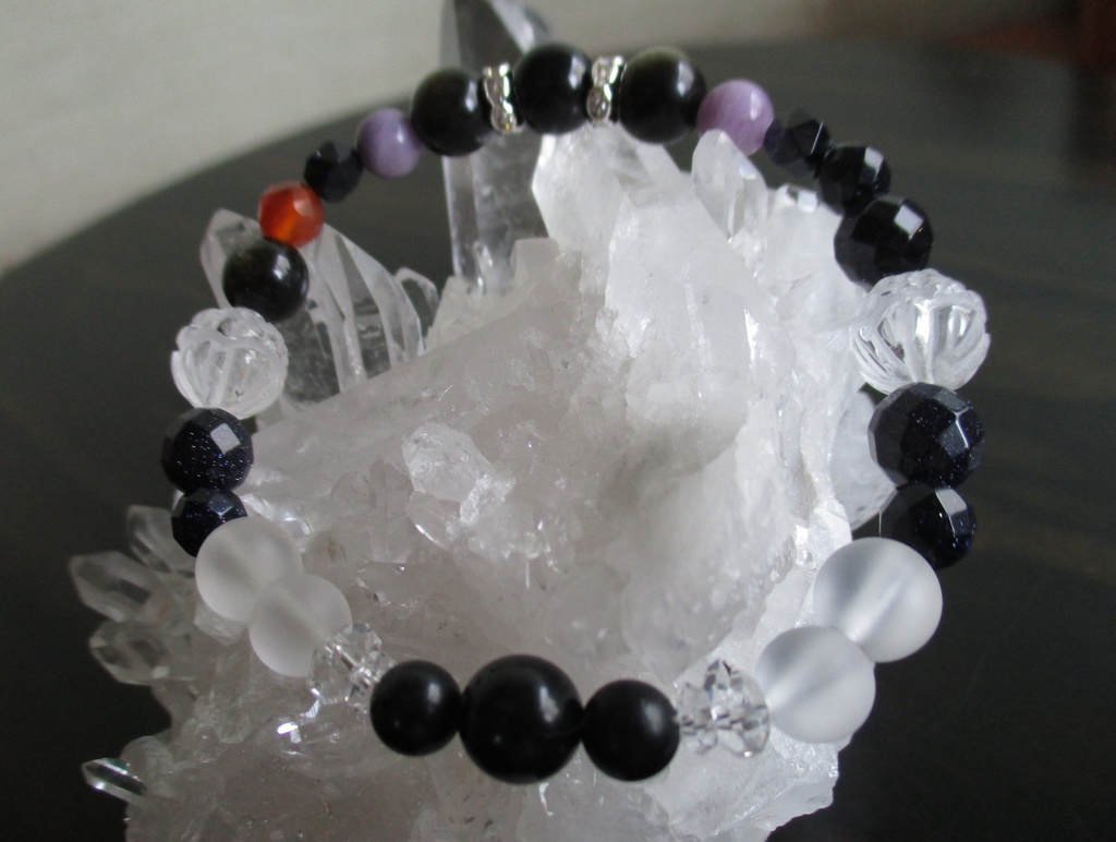 【刀剣乱舞】薬研藤四郎イメージ天然石ブレスレット