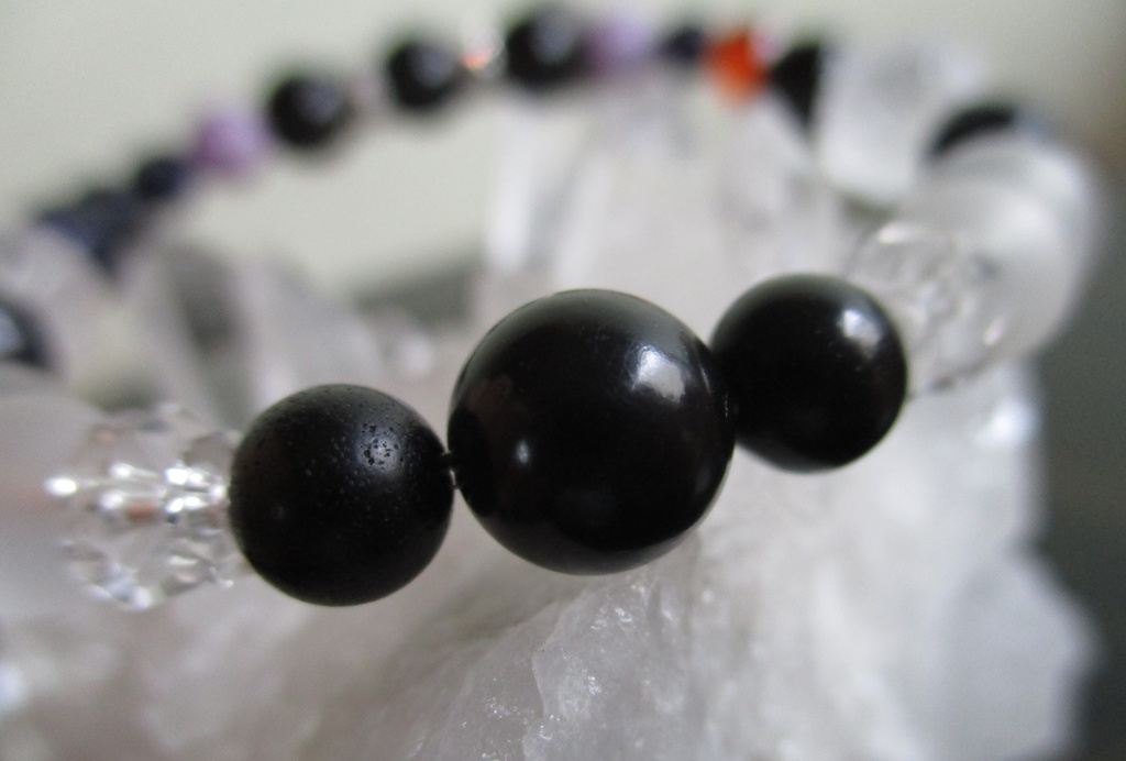 【刀剣乱舞】薬研藤四郎イメージ天然石ブレスレット