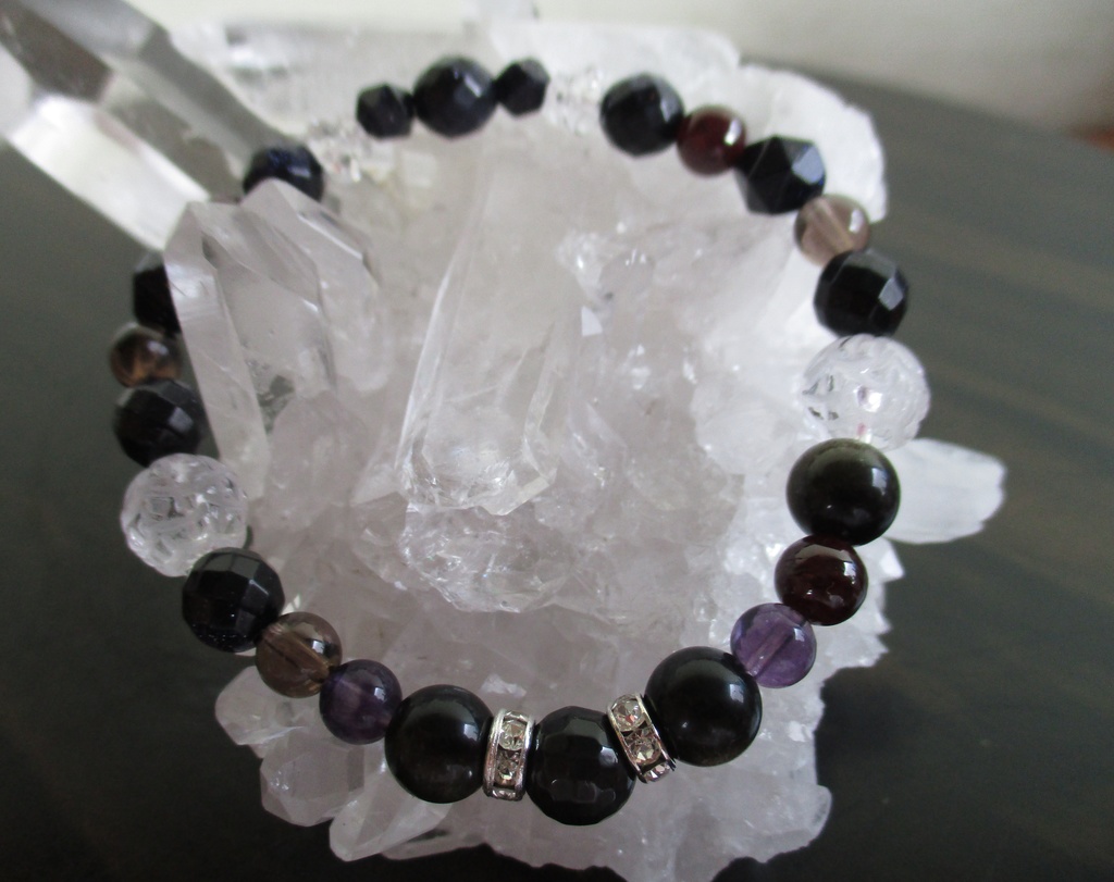 【刀剣乱舞】鯰尾藤四郎イメージ天然石ブレスレット