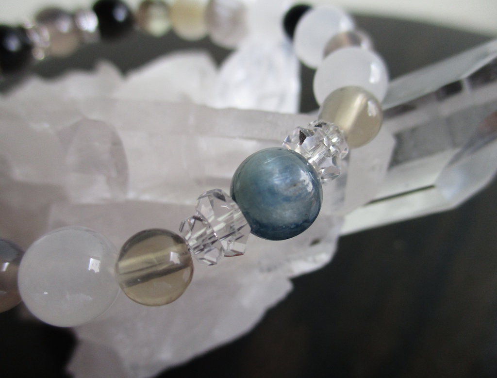 【刀剣乱舞】鶴丸国永イメージ天然石ブレスレット