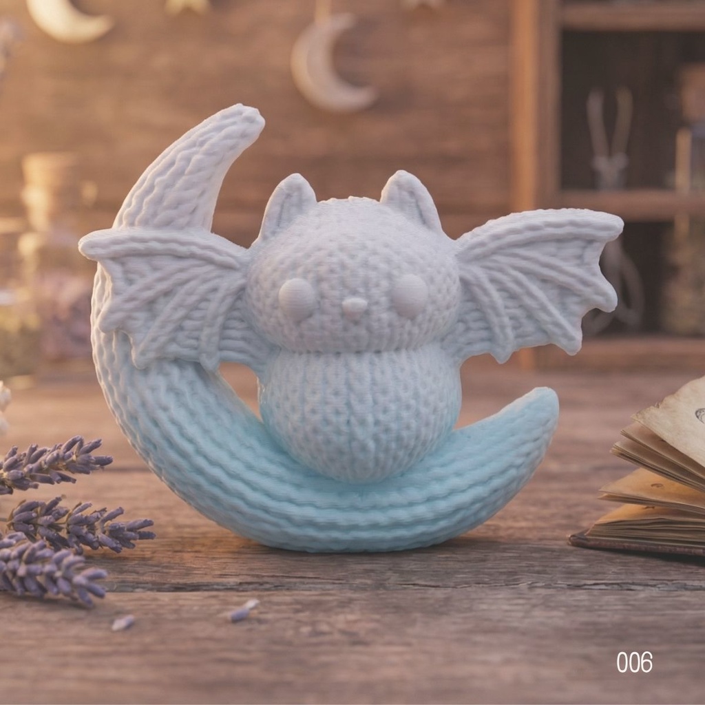 🦇毛糸のこうもりちゃん ― 夜明け空のグラデーション（1点もの）