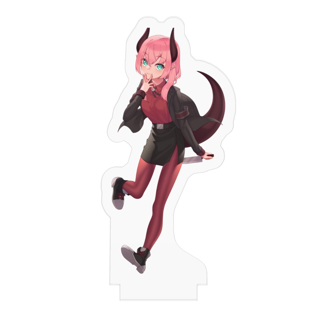 小顔ピースするクリム