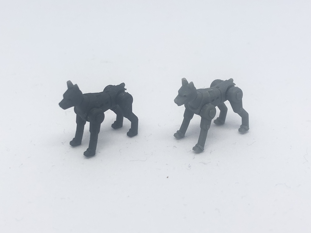 ミニフィギュア　(ロボドッグ x 2体)