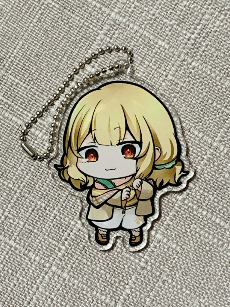 大戸カオリのチラッとアクリルキーホルダー(ボールチェーン)