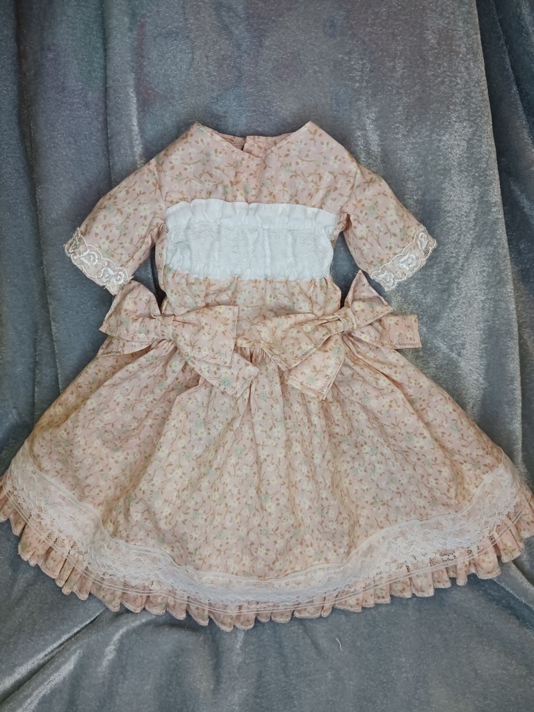 ピンクの小花ワンピース DDサイズ