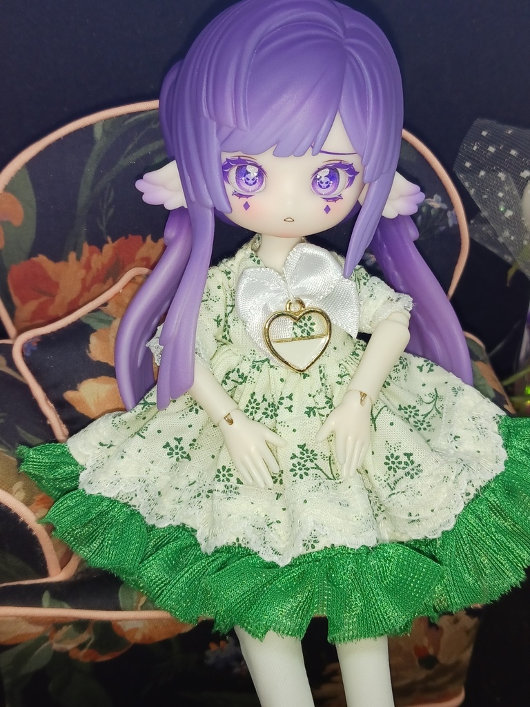 半袖緑小花ワンピース オビツ11 ブラインドドール