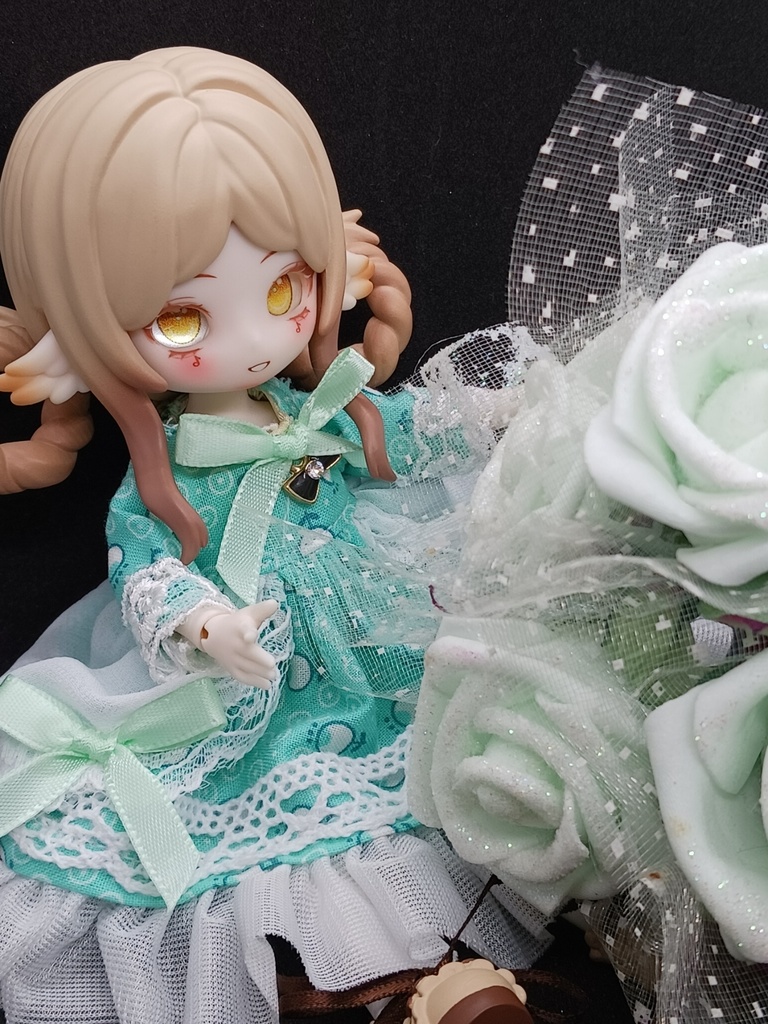 緑のフリル&リボンワンピース ブラインドドール オビツ11