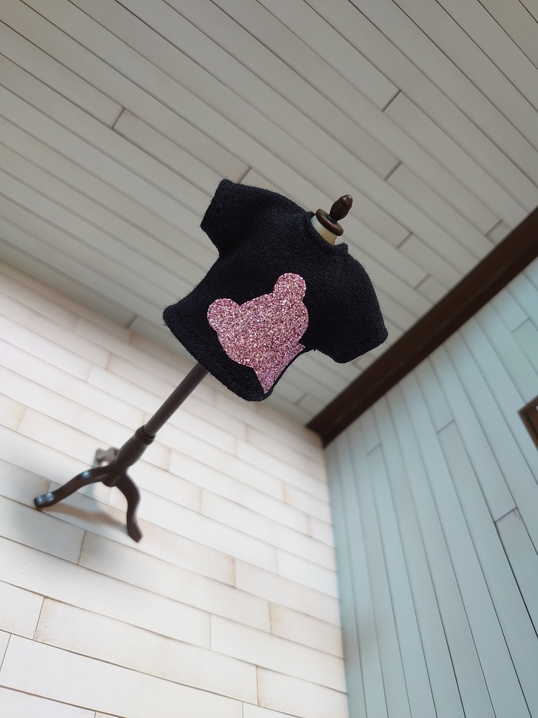 ひょっこり覗くねこさん・くまさんシャツ