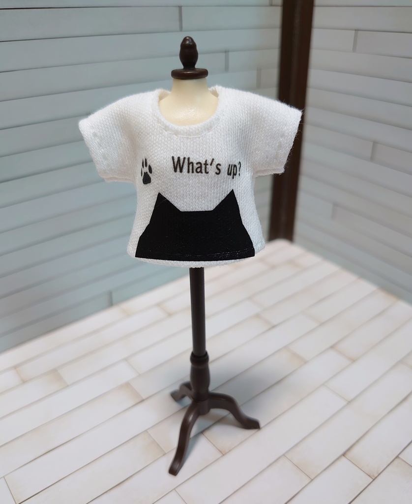 黒ねこさんプリントTシャツ