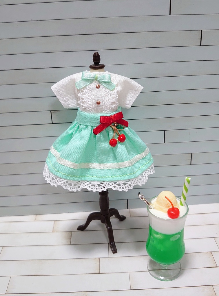 爽やかメロンソーダコーデ🍈