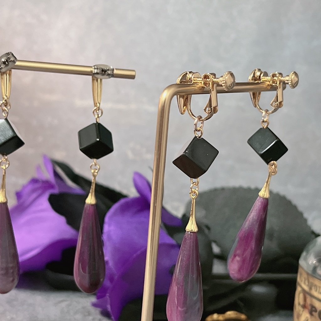 【デザイン等変更しました】カラスバイメージ耳飾り