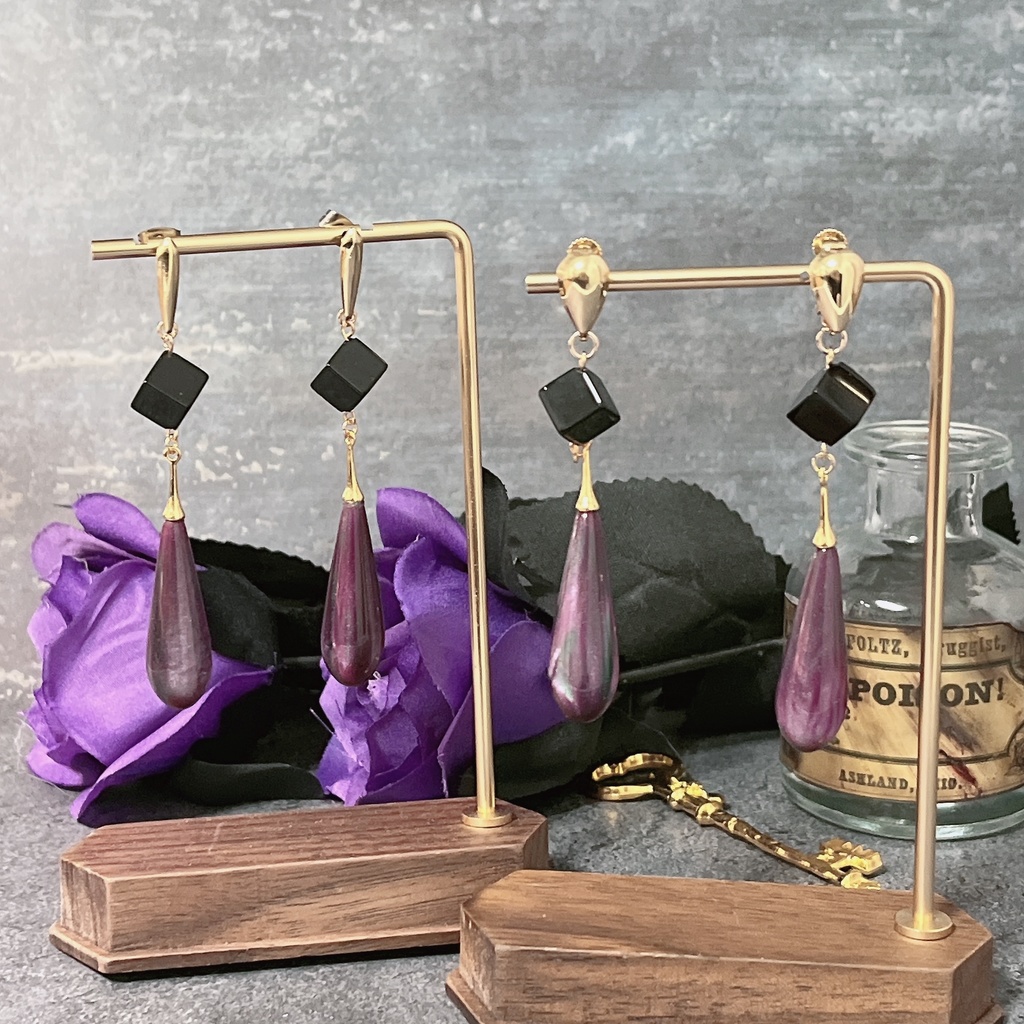 【デザイン等変更しました】カラスバイメージ耳飾り