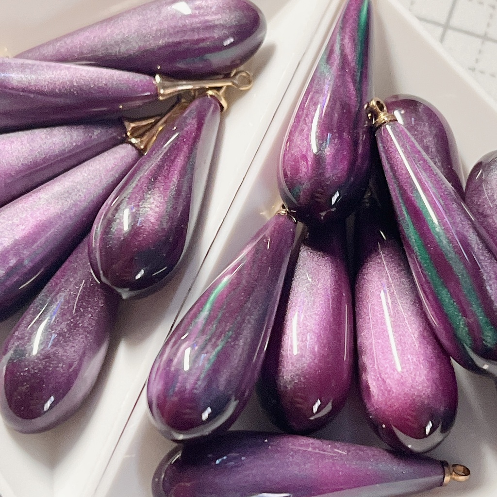 【デザイン等変更しました】カラスバイメージ耳飾り