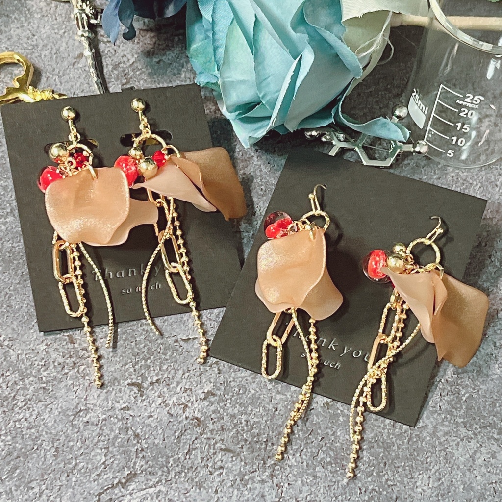 司イメージ耳飾り