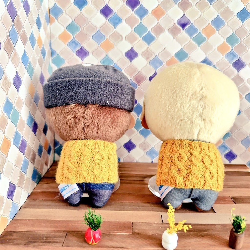 ぴょこセーター