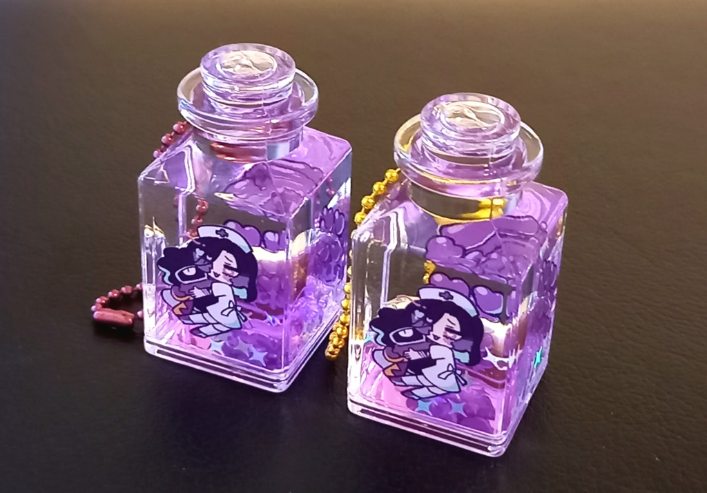 擬りあまたナースのリキッドキーホルダー