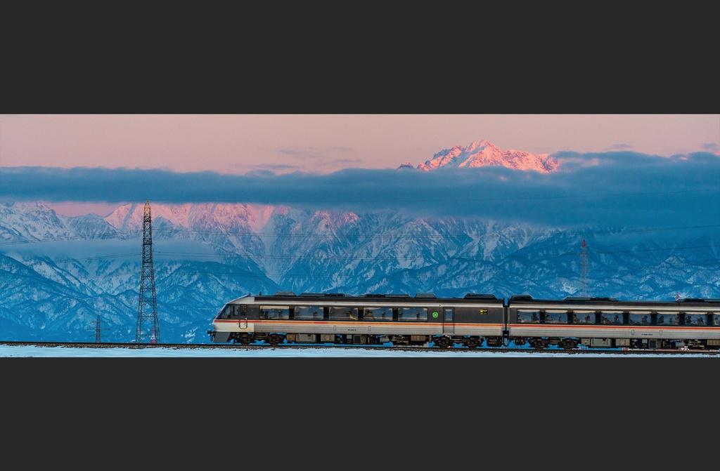 高山流水・キハ85系特急気動車「ワイドビューひだ」メモリアル写真集