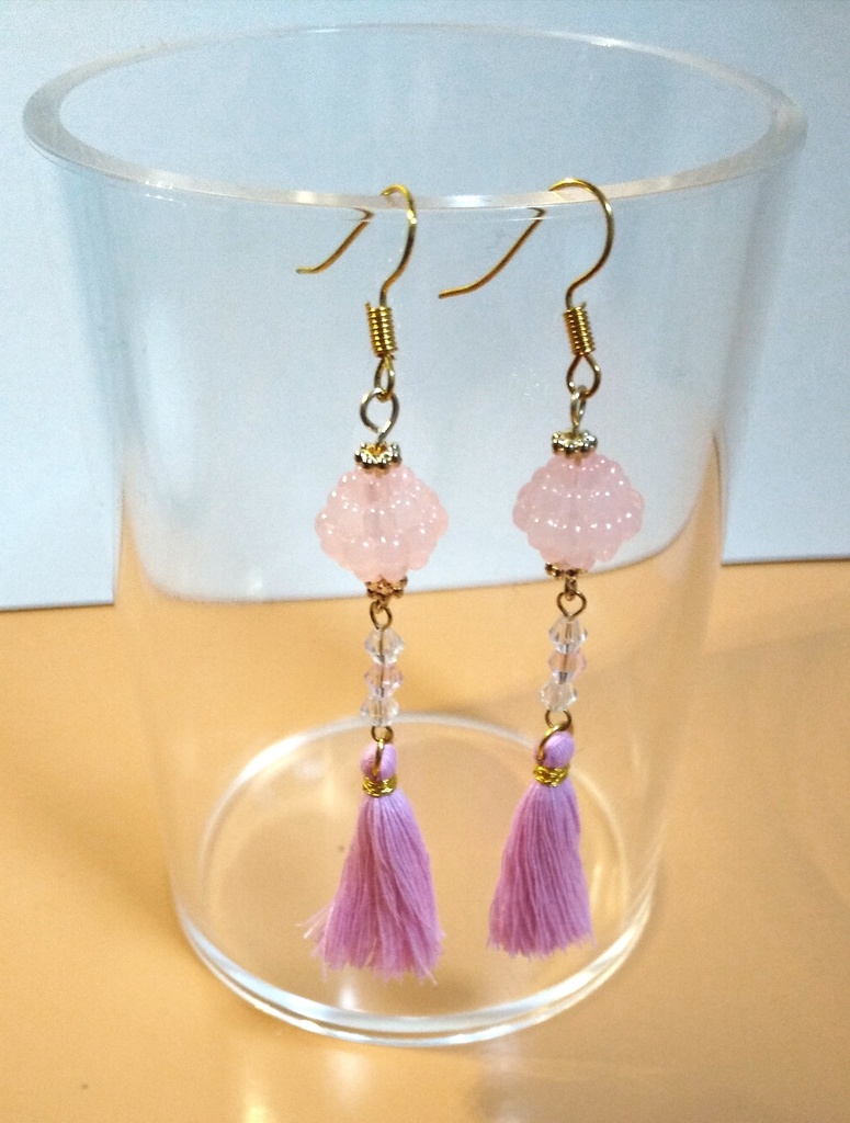 金平糖とタッセルのピアス