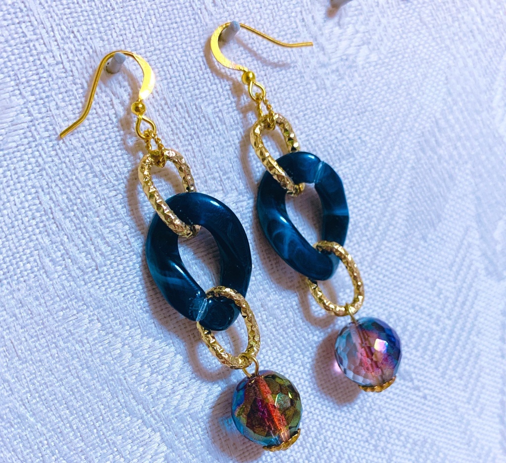 占い師 モチーフ 耳飾り