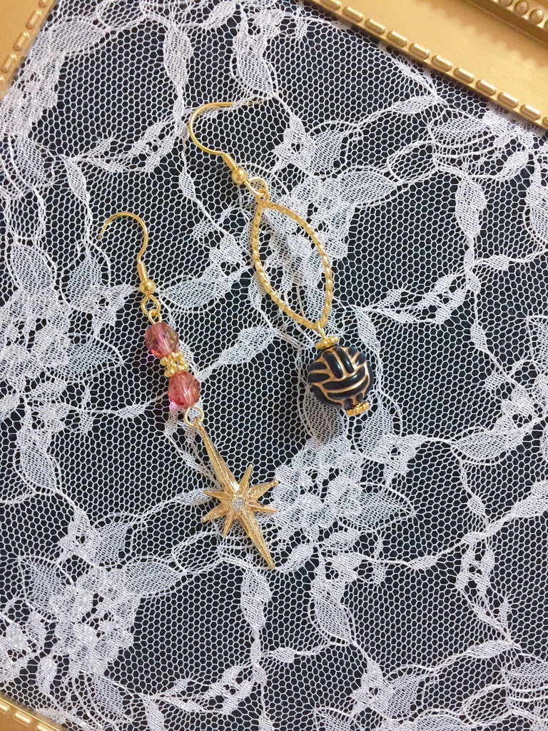 カルナ モチーフ 耳飾り