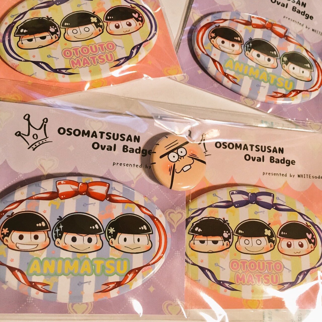 兄松・弟松缶バッジ(楕円)