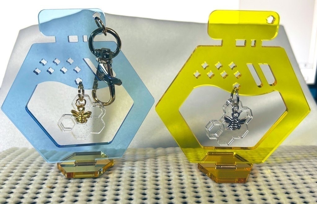 ■クリックポスト【非公式】緋八マナ・変身デバイス風アクリルキーホルダー・スタンド