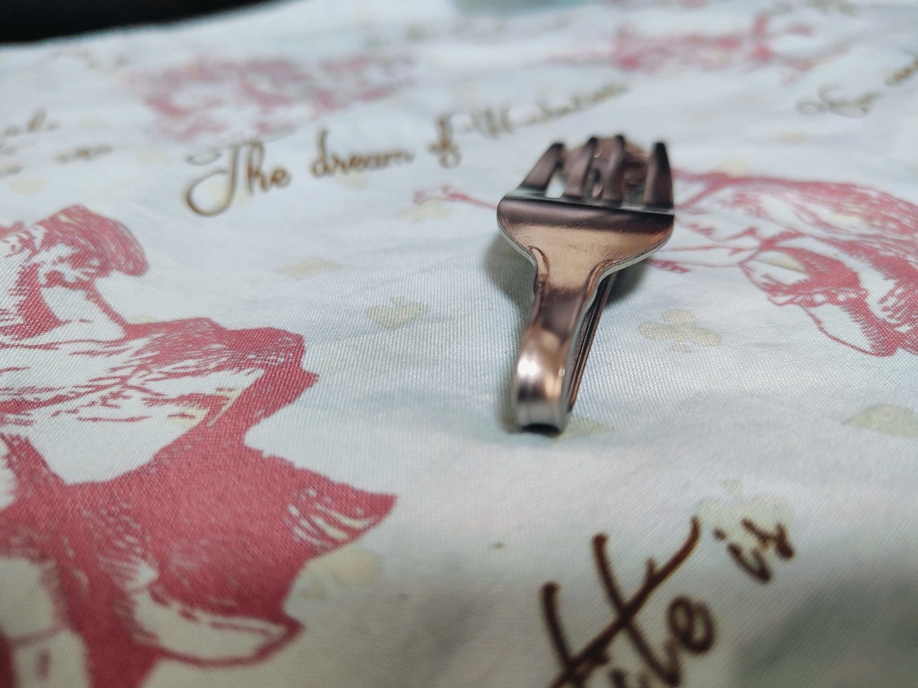 スタイリッシュな💫リメイクフォークマネークリップ