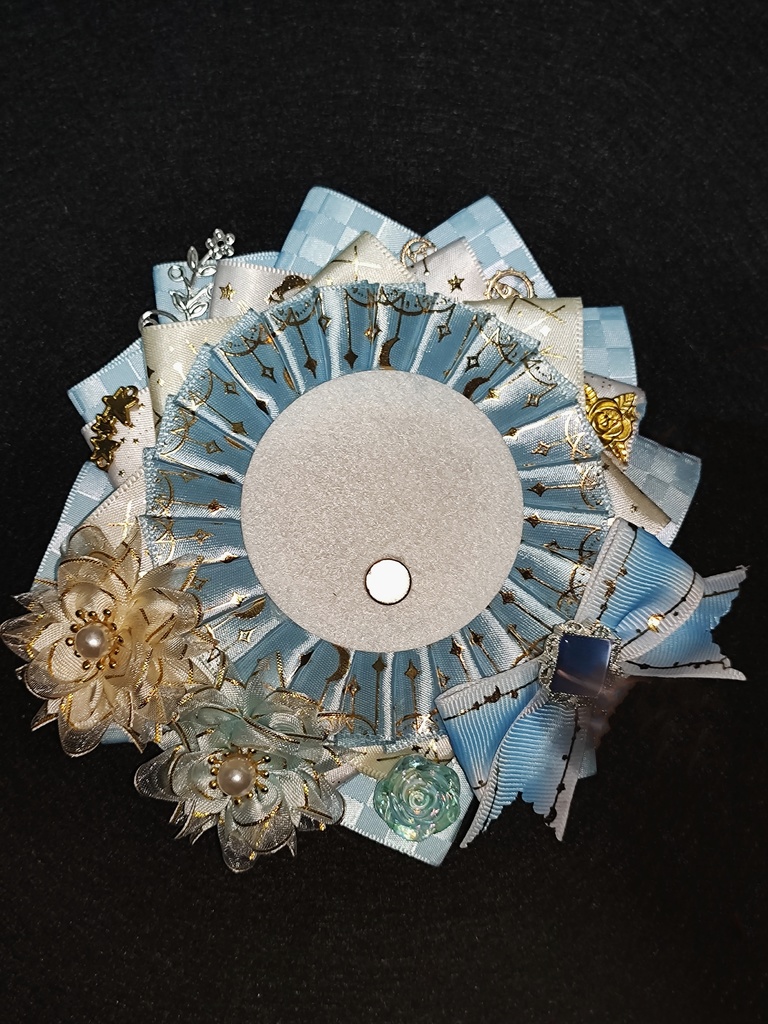 【送料込み】痛ロゼット 豪華 ハンドメイド