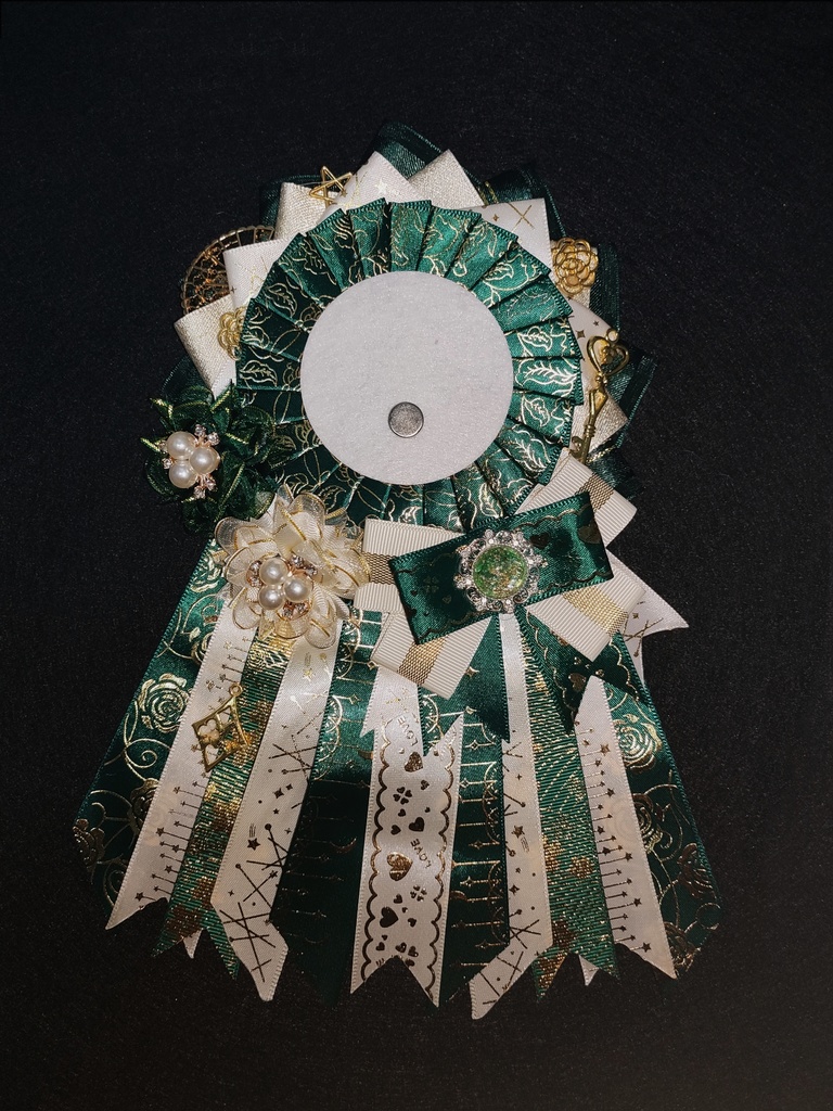 【送料込み】痛ロゼット 豪華 ハンドメイド