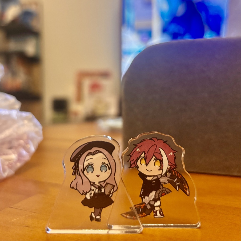 自立ミニアクリルスタンド