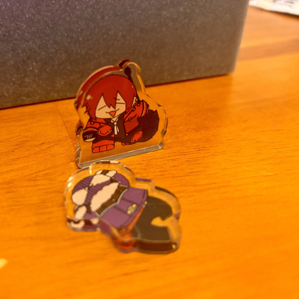 自立ミニアクリルスタンド