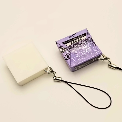 プラケース(ストラップ・3センチ角)