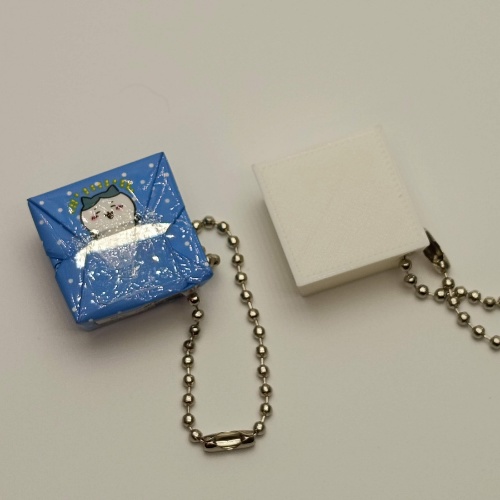 プラケース(ボールチェーン・2.5センチ角)