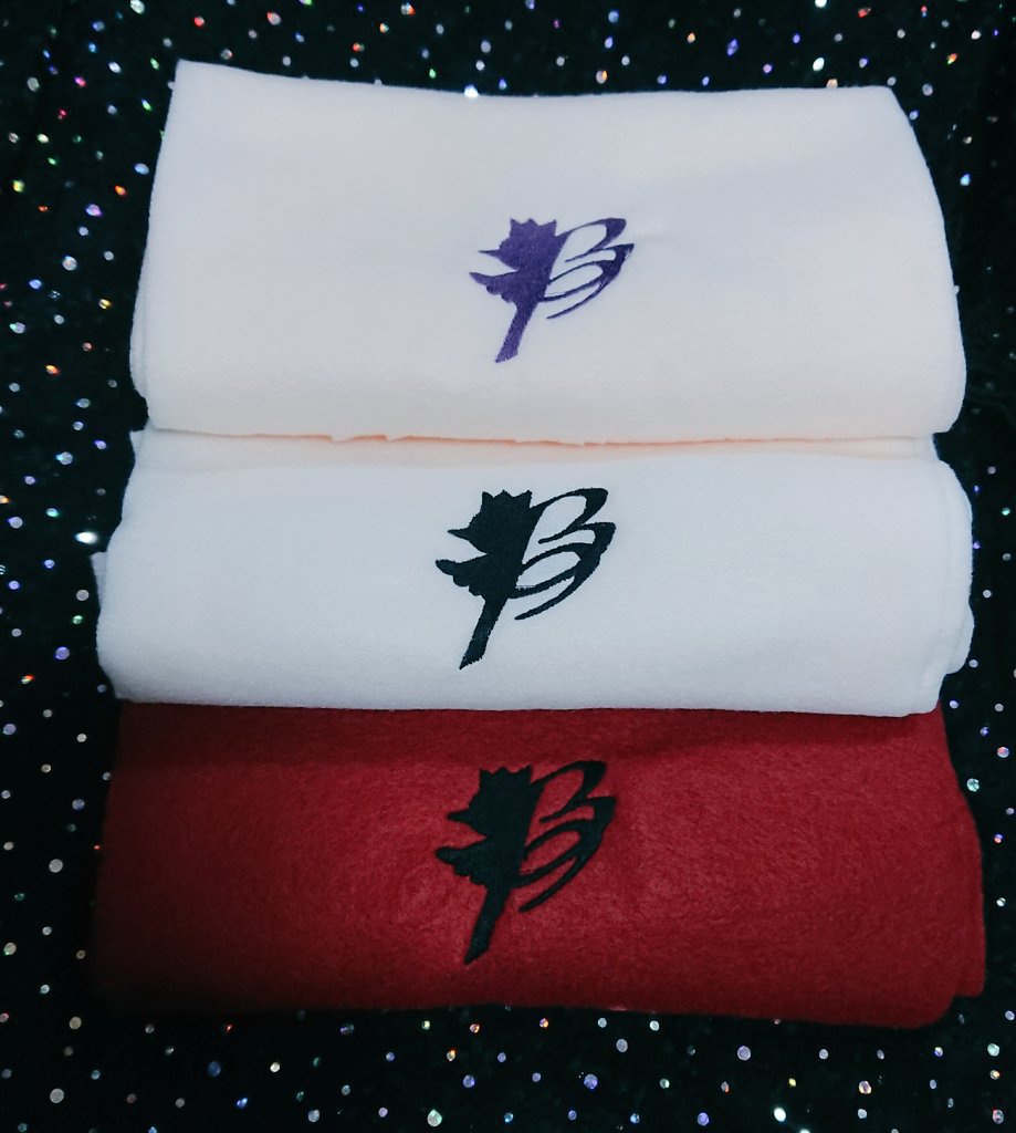 オリジナルマフラー(白マフラー/黒ロゴ)