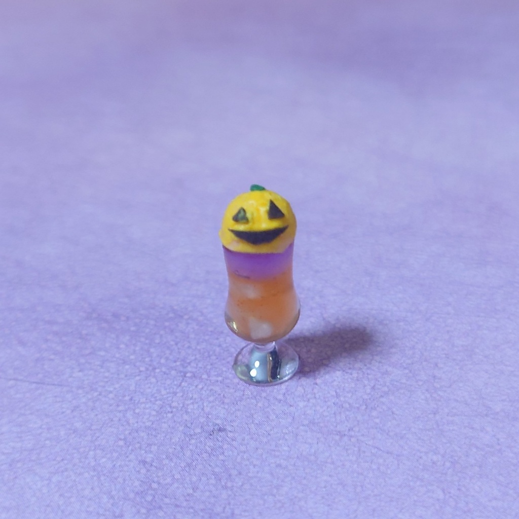 ハロウィンクリームソーダ