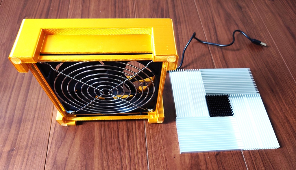 麦茶を煮出したやかん等の「粗熱取り器」フレームのSTLデータ