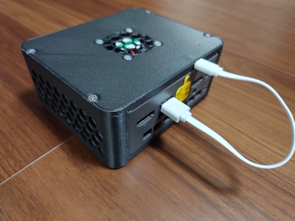 GMKtecミニPC NucBox G3(Plus)用 排気ファン付きフィルターケース のSTLデータ